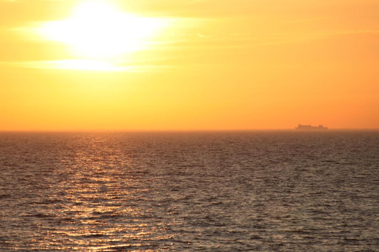 Dat Dardel Hus Born Buitenkant foto